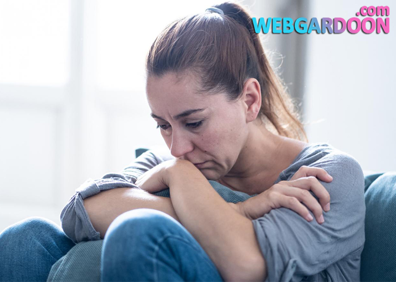 افسردگی در زنان: علائم، دلایل و راه درمان